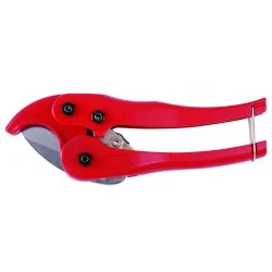 Coupe tube PVC